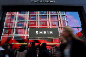 Shein mở cửa hàng đầu tiên ở giữa lòng Paris, ngành thời trang Pháp 'nổi giận'