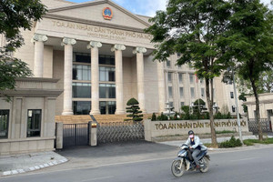 Tuyên án cựu cán bộ thuế và công an kinh tế