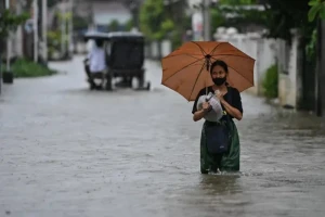 Trung Quốc hủy nhiều chuyến bay, ngừng các hoạt động trước khi đón bão Matmo