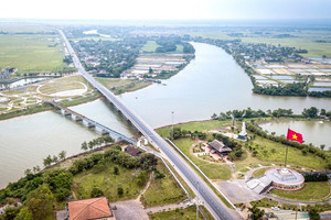 Cây cầu từng là ‘chứng nhân’ vĩ đại của lịch sử Việt Nam, chỉ dài hơn 200m nhưng mất 20 năm để sang bờ