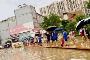 Chủ tịch Hà Nội: Cho học sinh nghỉ học phải căn cứ vào thông tin rõ ràng, tránh gây hoang mang