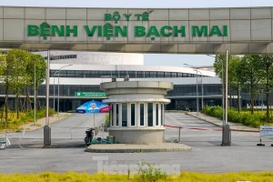Yêu cầu đưa Bệnh viện Bạch Mai, Việt Đức cơ sở 2 vào hoạt động trước ngày 30/11/2025