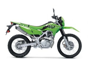 Bộ đôi 'cào cào' Kawasaki KLX230 chính thức trình làng: Giá từ 144 triệu, gầm cao vượt địa hình ngập nước