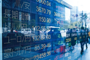 Thị trường toàn cầu thăng hoa: Nikkei tăng hơn 4%, vàng vượt mốc 3.900 USD/ounce giữa kỳ vọng chính sách nới lỏng