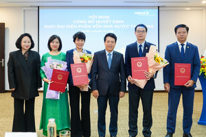 Ngân hàng Nhà nước trao quyết định cử 5 đại diện phần vốn nhà nước tại NAPAS
