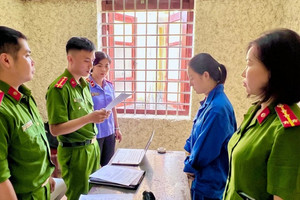 Bắt Facebooker Thủy Tẹt Bé Nhỏ