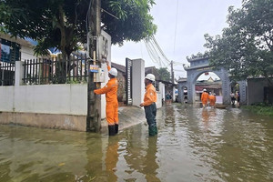 Gần 14.000 người dân tại Hà Nội không có điện