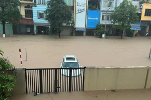 Mưa lớn, khu vực trung tâm tỉnh Thái Nguyên chìm trong biển nước