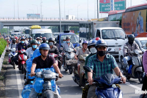 Người dân TP.HCM sẽ được hỗ trợ tối đa tới 20 triệu đồng khi chuyển đổi xe điện