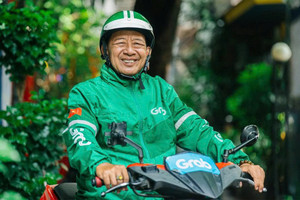 Grab tung dịch vụ gọi xe điện tại Hà Nội, chính thức cạnh tranh với Xanh SM