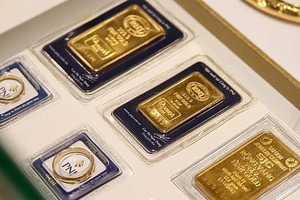 Giá vàng bùng nổ: Tăng gần 7 triệu đồng trong chưa đầy 10 ngày, phá mọi kỷ lục