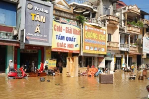 Thái Nguyên tan hoang sau mưa lũ