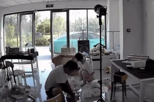 Chiếc Xiaomi SU7 bỗng 'bỏ nhà ra đi', rõ ràng không có ai ngồi ở ghế lái: Khách hàng yêu cầu giải thích thì nhận lại được 'thái độ' không ngờ từ hãng