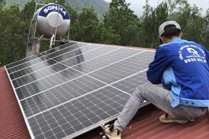 Dự kiến chi 42.000 tỷ đồng hỗ trợ trực tiếp người dân lắp điện mặt trời mái nhà