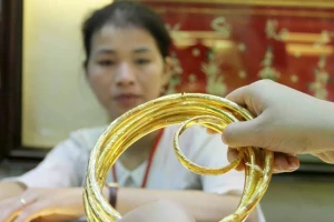 Hôm nay mua bán vàng theo quy định mới
