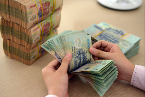 Nhiều địa phương tại TP.HCM có thể được nâng mức lương tối thiểu vùng