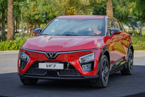 Chủ xe VinFast nói thật lòng sau thời gian mua xe: Chính sách bảo hành, trình độ của nhân viên kỹ thuật khi đến hãng