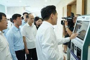 Chung cư đầu tiên tại Thủ đô, cư dân được làm thủ tục đất đai ngay tại chỗ