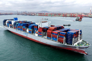 Hàng loạt nhà xuất khẩu thức trắng đêm giao hàng, chuyện gì đang xảy ra tại nền kinh tế lớn thứ hai thế giới?