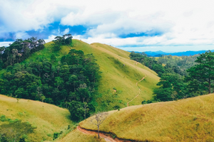Việt Nam sắp khởi công xây dựng tuyến đường nghìn tỷ dẫn vào ‘cung đường trekking đẹp nhất cả nước’