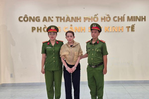 Khởi tố, bắt khẩn cấp Ngân 98