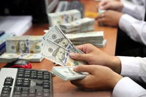 Tỷ giá USD hôm nay 14/10: USD đảo chiều mạnh, tín hiệu bất ngờ từ Nhà Trắng