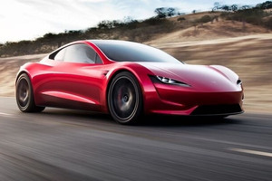 Chạy cao tốc, tài xế xe điện hoang mang vì pin 'tụt không phanh', hãy làm ngay 4 mẹo này để hóa giải