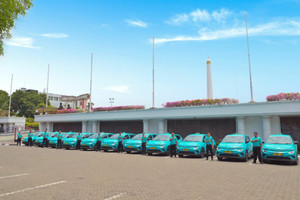Tỷ phú Phạm Nhật Vượng đưa dịch vụ taxi điện cao cấp Green SM đến đô thị lớn thứ hai Indonesia