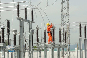 EVNNPT đóng điện thành công công trình 220kV quan trọng trong lưới điện miền Bắc
