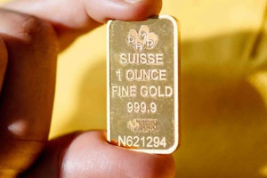 Giá vàng hôm nay 14/10: Tiếp tục lập đỉnh, nhà đầu tư lạc quan với kịch bản Fed hạ lãi suất