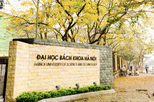 ĐH Bách khoa Hà Nội phản hồi vụ dán logo lên robot Trung Quốc