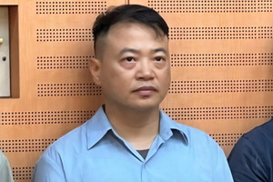 Những giao dịch đặc biệt của Shark Nguyễn Hòa Bình: Mang cổ phần thế chấp tại chính công ty phát hành