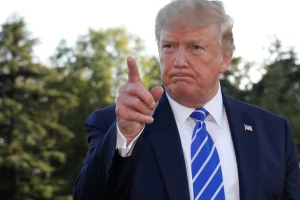 Một phút nắm trọn thị trường trước giờ giao dịch phiên 17/10: Ông Trump tuyên bố 'chiến tranh thương mại toàn diện' với Trung Quốc, nhà đầu tư Việt sắp giao dịch T0