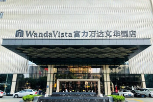 Ông lớn bất động sản rao bán khách sạn nổi tiếng để trả ‘núi nợ’ hơn 2.400 tỷ đồng