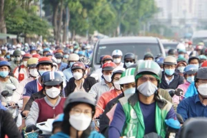 Lấn chiếm vỉa hè, ngập úng, kẹt xe: Sở Xây dựng TPHCM nói gì?