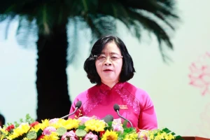 Bà Bùi Thị Minh Hoài tái đắc cử Bí thư Thành ủy Hà Nội