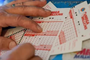 Nhờ ChatGPT gợi ý, người phụ nữ bất ngờ trúng 100.000 USD tiền xổ số