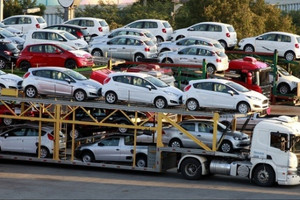 Hơn 17.000 ô tô ngoại nhập về Việt Nam trong tháng 9, Trung Quốc dẫn đầu thị trường