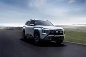 SUV 7 chỗ mới của Mitsubishi mở cọc tại Việt Nam, trang bị 'full đồ nhưng giá hạt dẻ', dọa phế ngôi của CX-5 và Tucson
