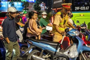 Nhiều tài xế vi phạm nồng độ cồn với lý do 'liên hoan 20/10'
