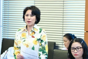 'Bài toán khó' về đấu thầu vật tư, mua sắm thuốc đối với y tế cơ sở