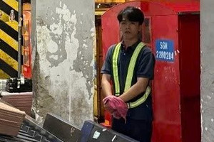 Bắt giữ một nhân viên sân bay Tân Sơn Nhất