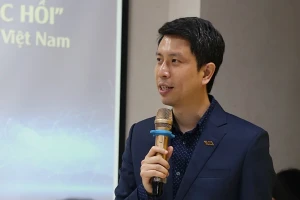 Chuyên gia Long Phan: FED đang thiếu thông tin, thị trường thiếu niềm tin, biến động cực mạnh là điều khó tránh
