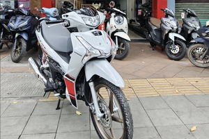 Honda Wave 125 nhập Thái cực đẹp bất ngờ về đại lý Việt: Xịn hơn Future, siêu tiết kiệm xăng 1,46L/100km