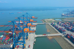 Cảng biển nước sâu lớn nhất Việt Nam đứng vững trong TOP có hiệu suất cao nhất thế giới