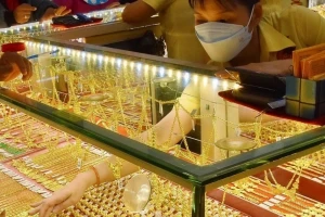 Giá vàng bật tăng sau 2 ngày rơi mạnh