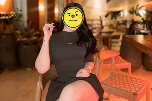 Bắt khẩn cấp một hoa hậu nổi tiếng