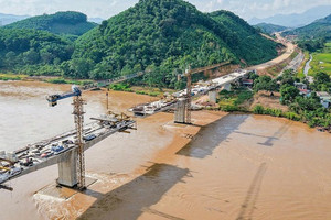 Đèo Cả chỉ đạo khẩn, tăng tốc thi công tuyến cao tốc 105km tại tỉnh lớn thứ hai miền Bắc