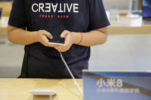 Xiaomi tăng giá smartphone vì khan hiếm chip nhớ