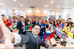 Sau màn trình diễn gây 'sốt' của Chủ tịch, KienlongBank thưởng lớn cho hơn 3.700 nhân viên